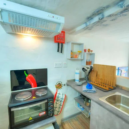 Charming 3 Storey In Centre, Ngri1-1 Appartement